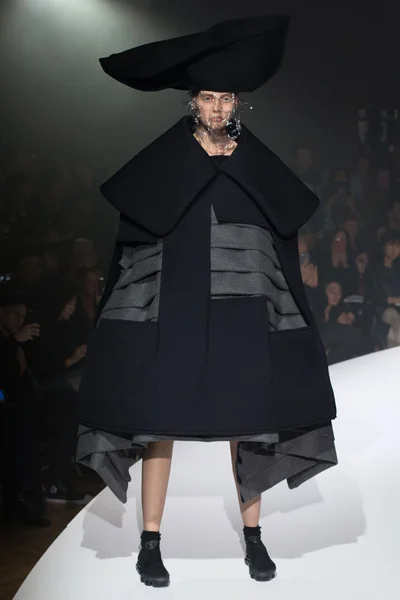 Look 5